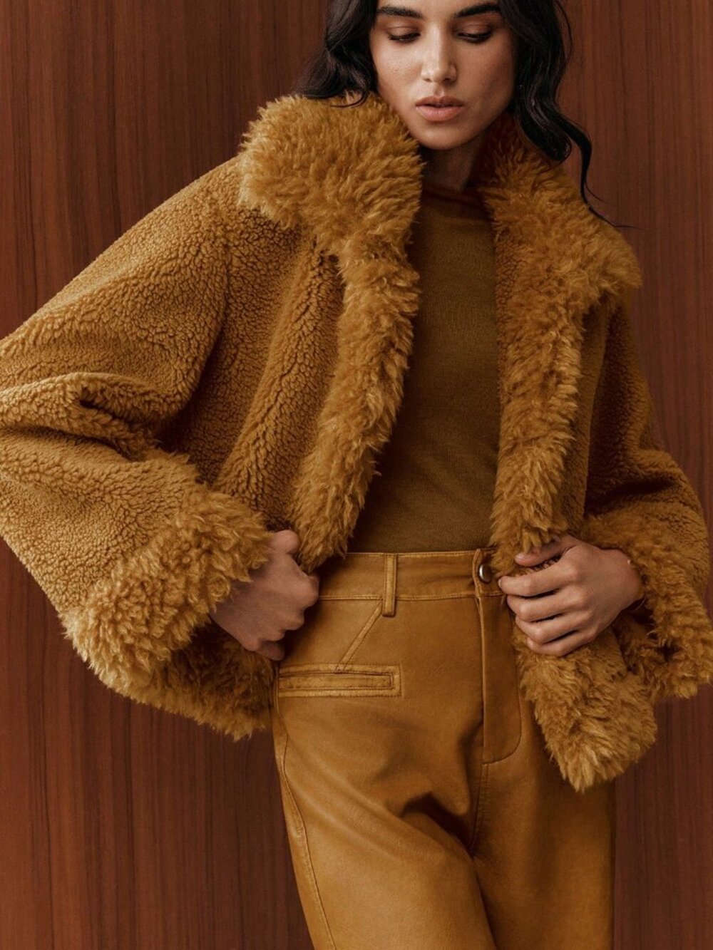 Camel Casual Women'sFaux Fur Collar  Teddy Jacket